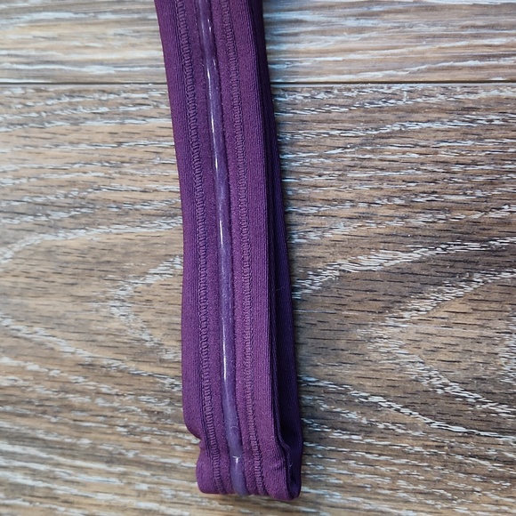 NWOT Eddie Bauer Motion Headband Non Skid Deep Purple - Picture 8 of 10